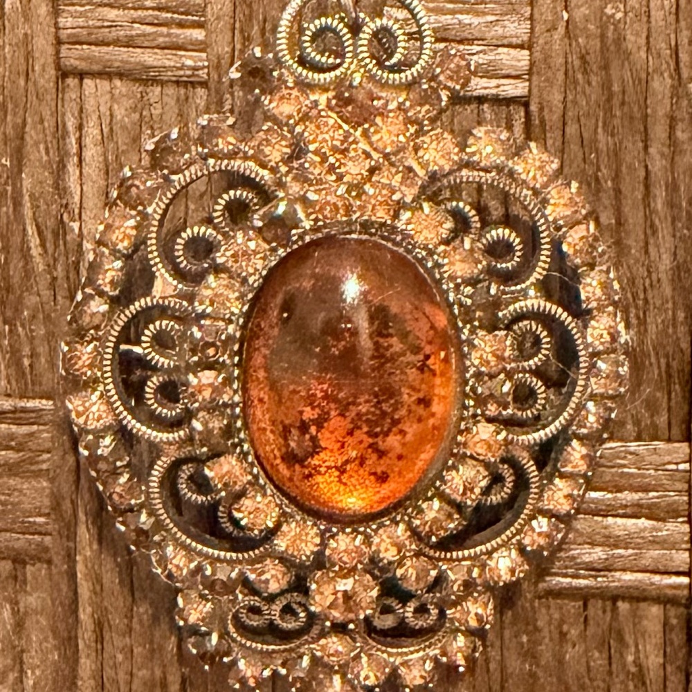 Vintage Ornate Gold and Amber Brooch